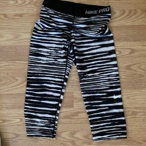 Nike pro leggings calf length